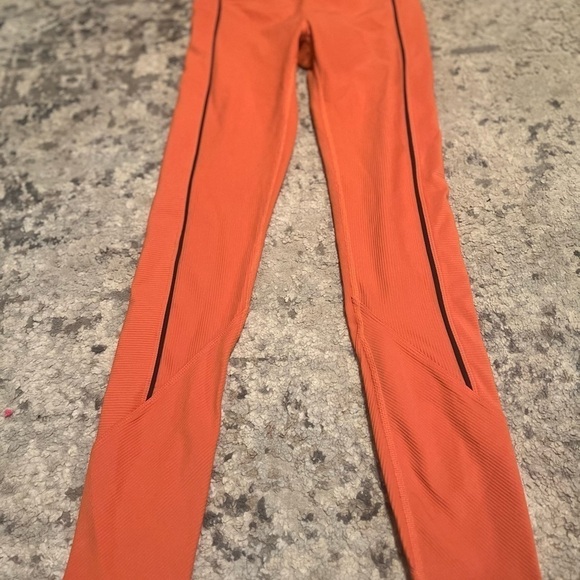 Women’s size 4, Zyia active leggings, burnt orange, ribbed, NWOT - Picture 2 of 4